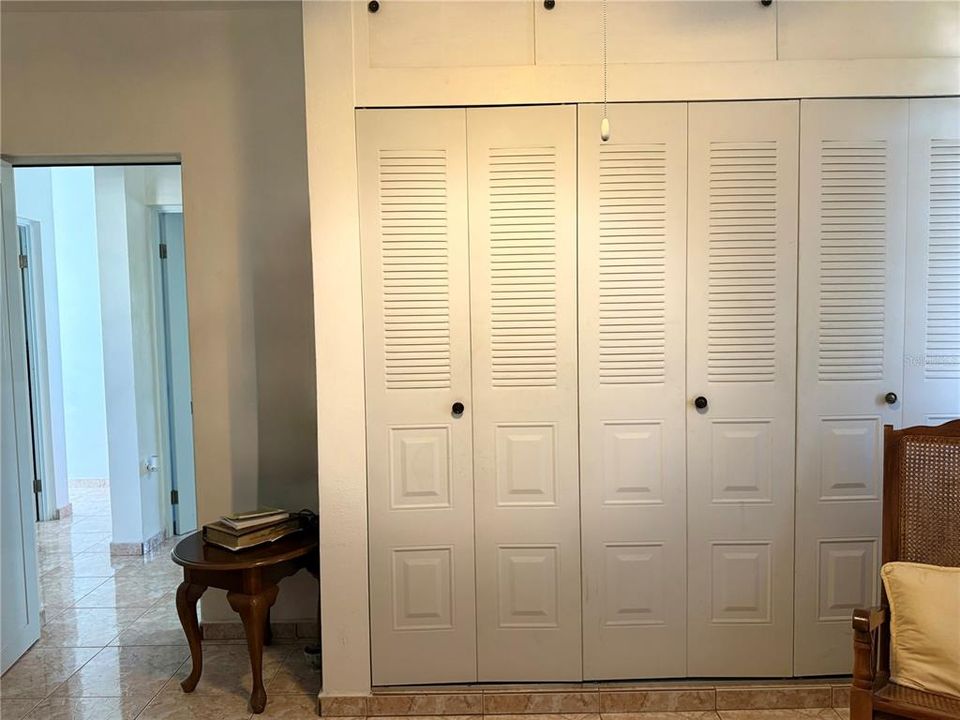 待售: $380,000 (3 贝兹, 2 浴室, 1382 平方英尺)