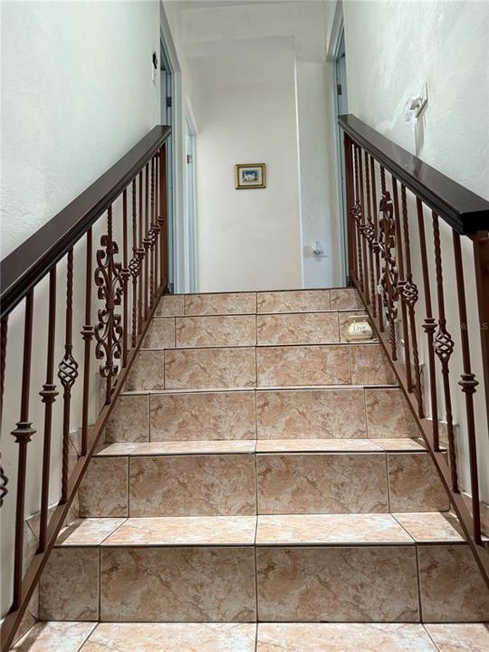 待售: $380,000 (3 贝兹, 2 浴室, 1382 平方英尺)