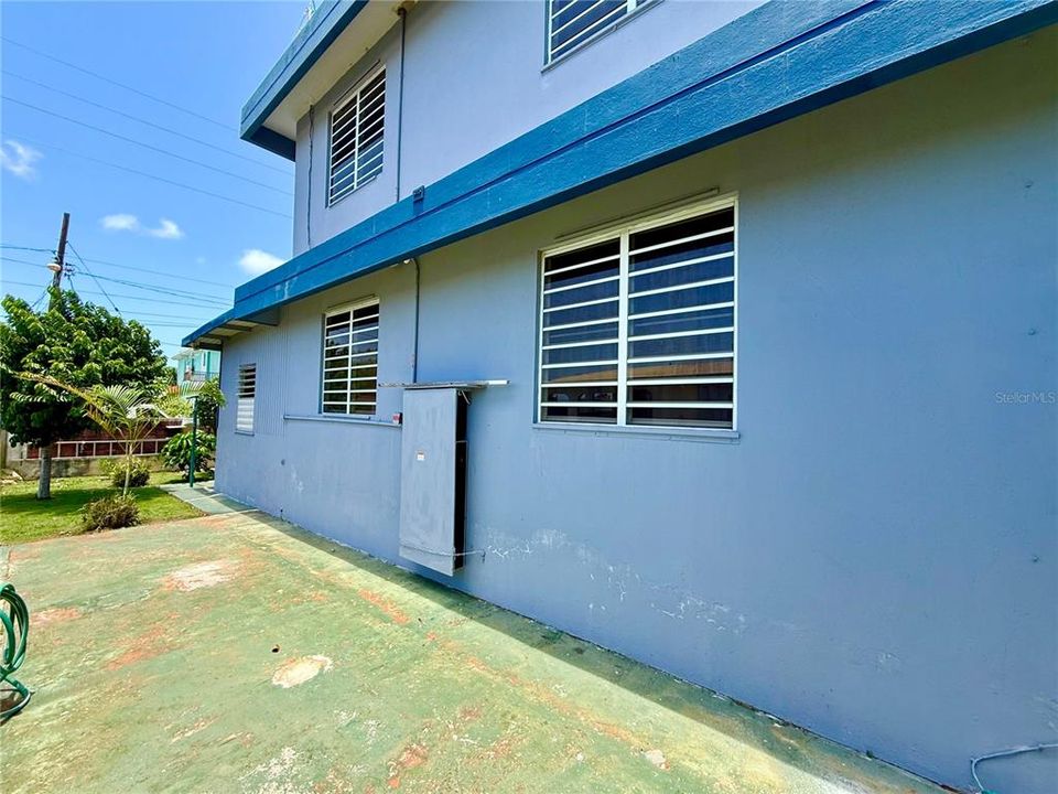 待售: $380,000 (3 贝兹, 2 浴室, 1382 平方英尺)