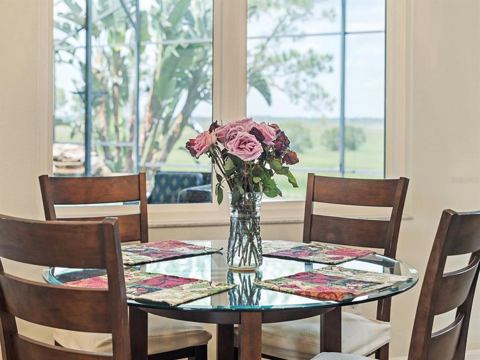 На продажу: $1,100,000 (5 спален, 4 ванн, 3669 Квадратных фут)