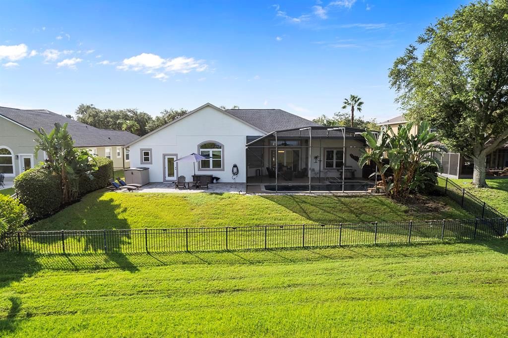 На продажу: $1,100,000 (5 спален, 4 ванн, 3669 Квадратных фут)