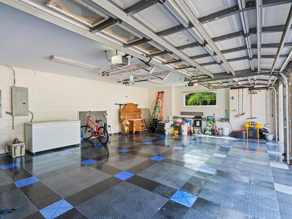 На продажу: $1,100,000 (5 спален, 4 ванн, 3669 Квадратных фут)