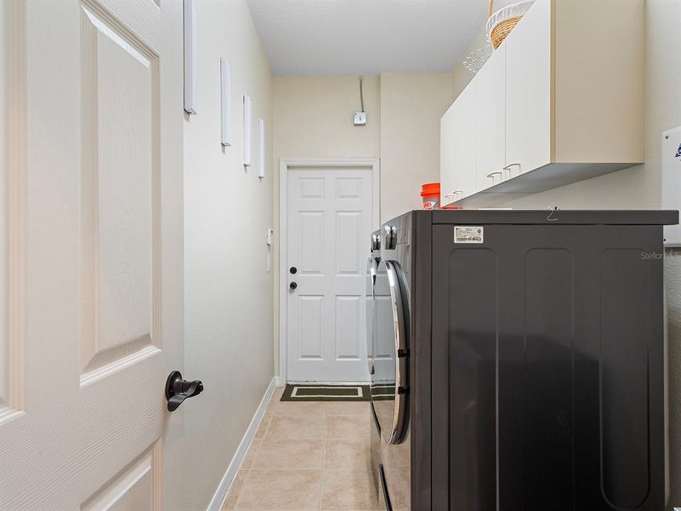 На продажу: $1,100,000 (5 спален, 4 ванн, 3669 Квадратных фут)