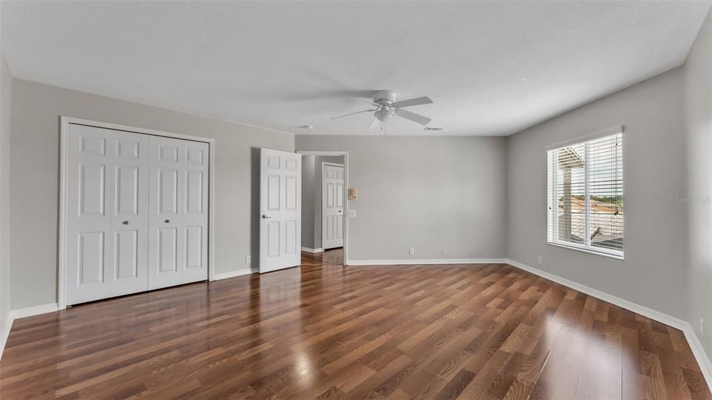 For Sale: $657,000 (5 beds, 4 baths, 3461 Square Feet)