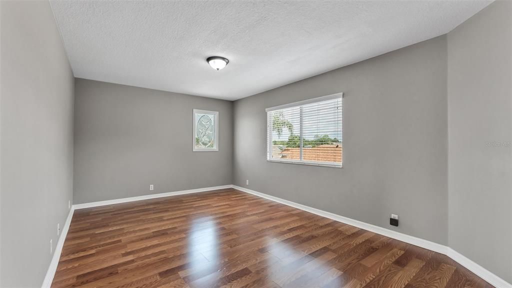 For Sale: $657,000 (5 beds, 4 baths, 3461 Square Feet)