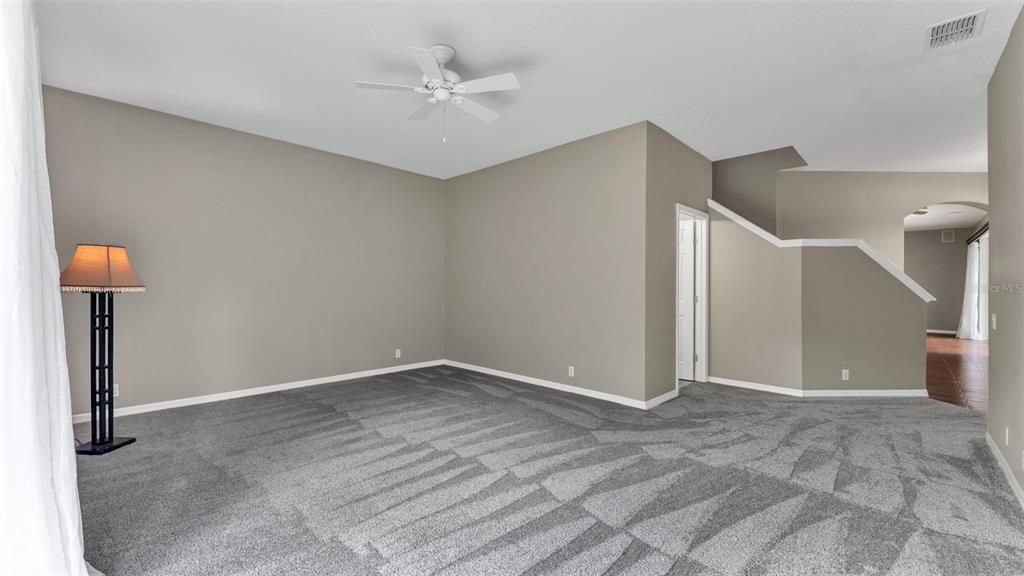 For Sale: $657,000 (5 beds, 4 baths, 3461 Square Feet)