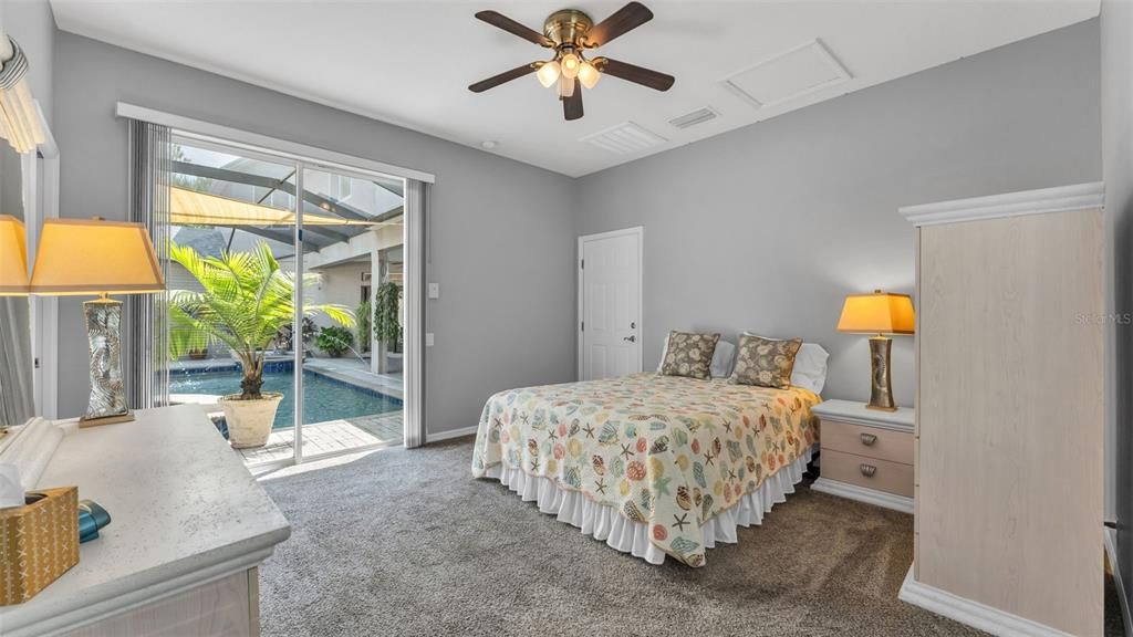 For Sale: $657,000 (5 beds, 4 baths, 3461 Square Feet)