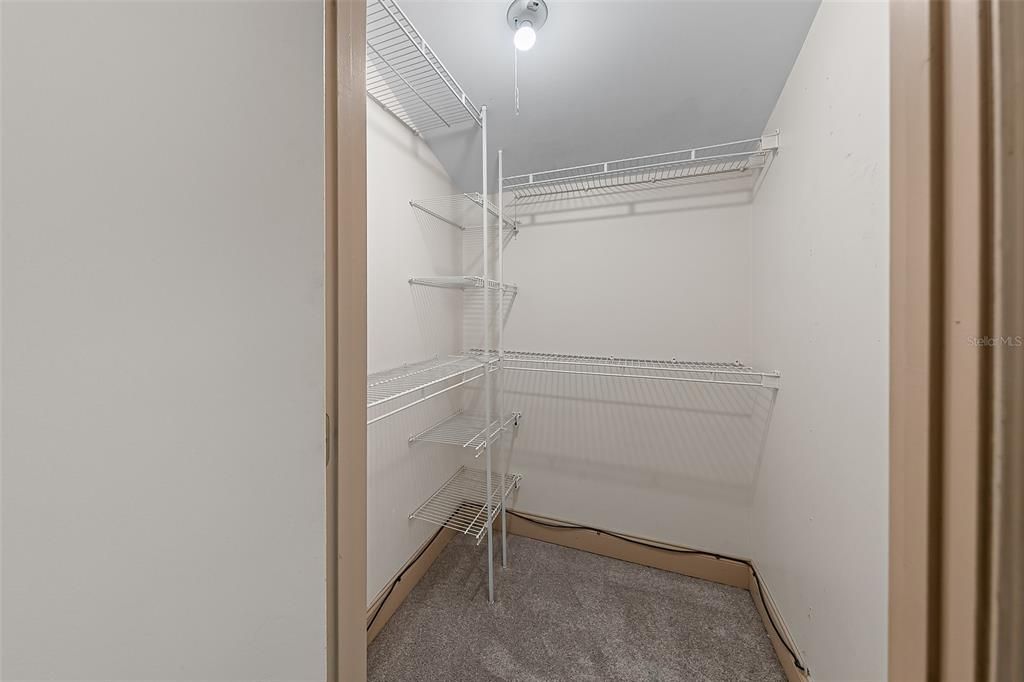 На продажу: $150,000 (1 спален, 1 ванн, 925 Квадратных фут)