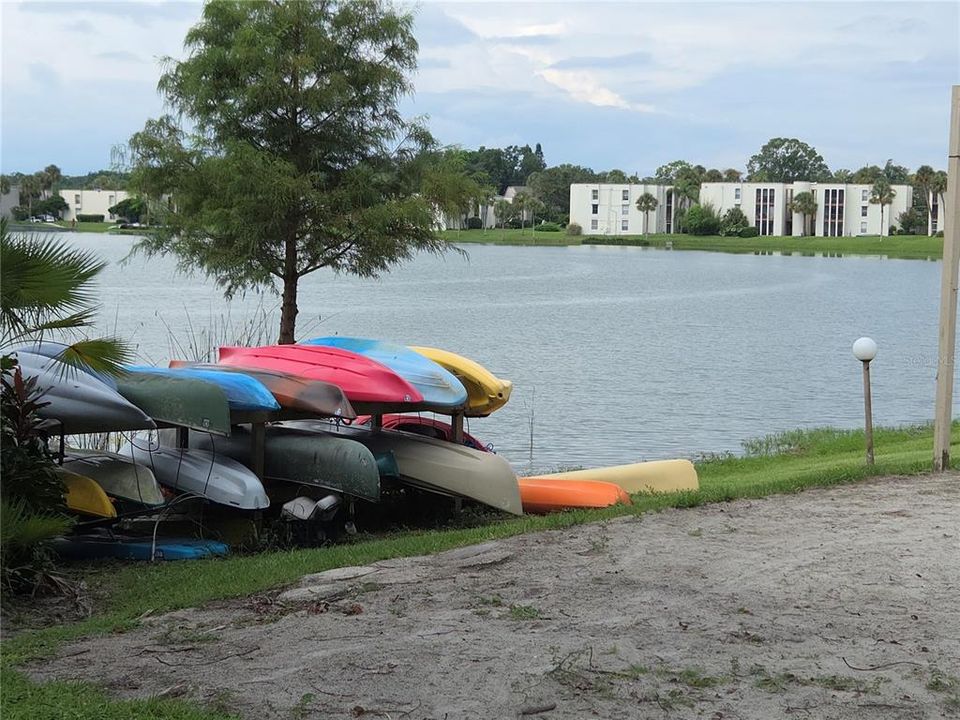 На продажу: $150,000 (1 спален, 1 ванн, 925 Квадратных фут)