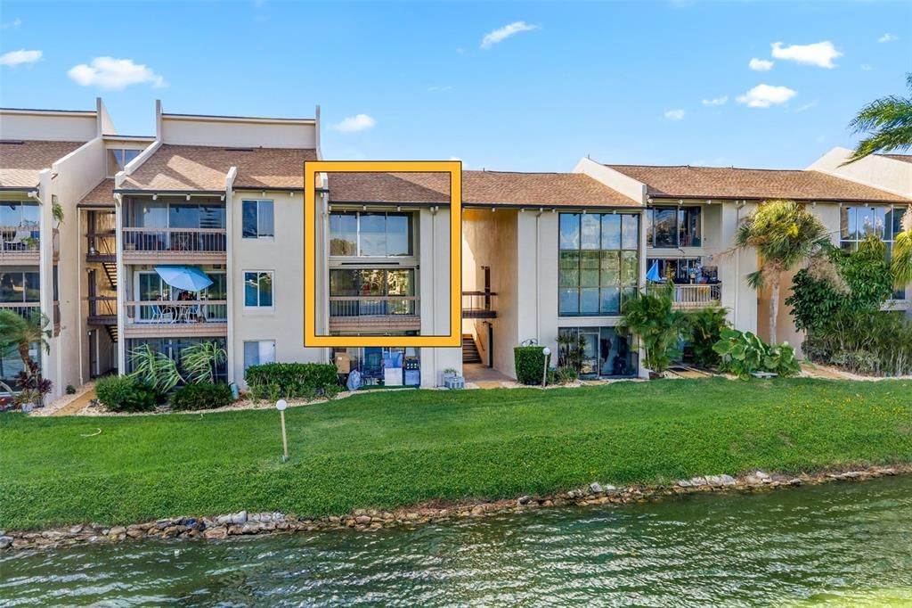 На продажу: $150,000 (1 спален, 1 ванн, 925 Квадратных фут)