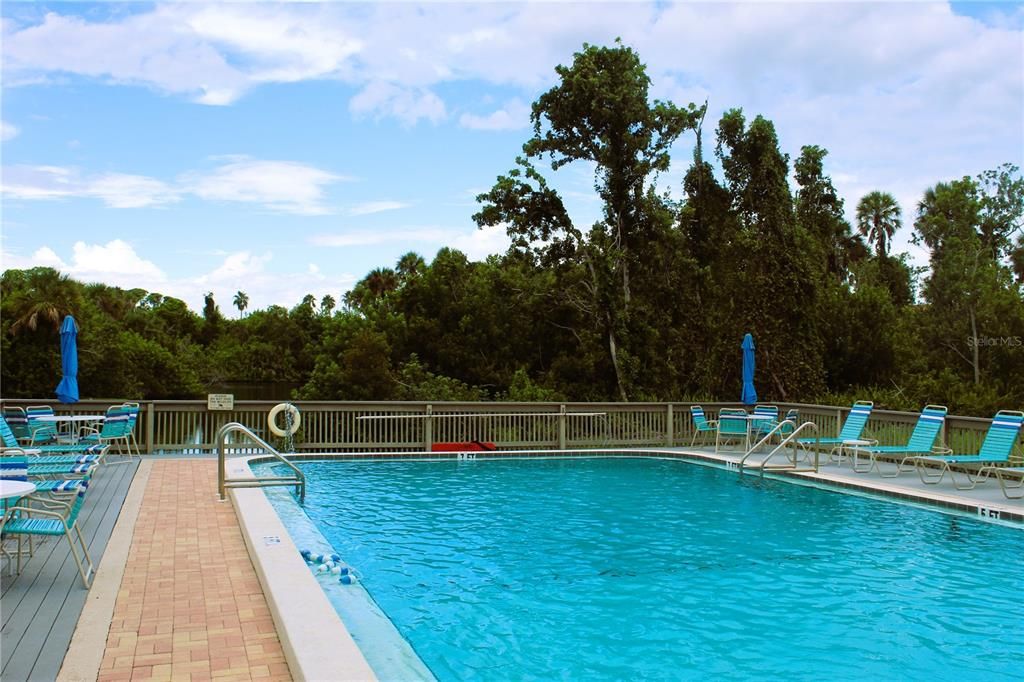 待售: $289,000 (2 贝兹, 2 浴室, 1379 平方英尺)