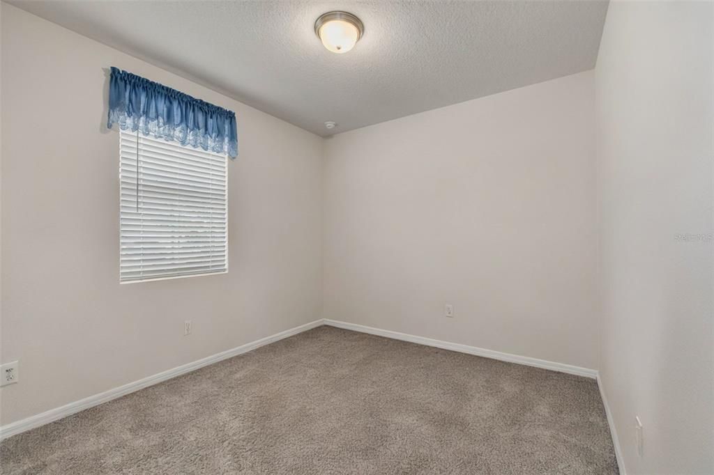 Activo con contrato: $325,000 (3 camas, 2 baños, 1506 Pies cuadrados)