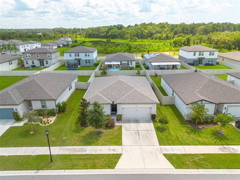 Activo con contrato: $325,000 (3 camas, 2 baños, 1506 Pies cuadrados)