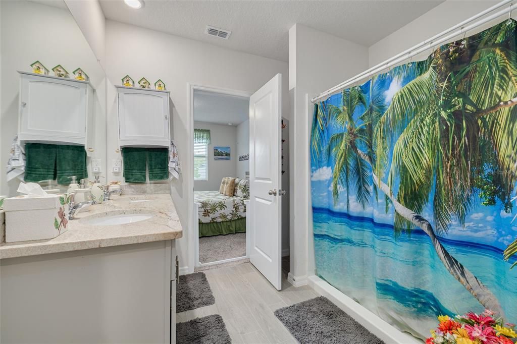 Activo con contrato: $325,000 (3 camas, 2 baños, 1506 Pies cuadrados)