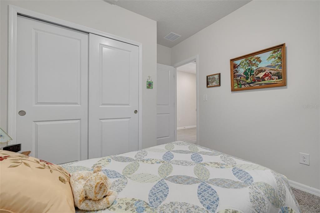 Activo con contrato: $325,000 (3 camas, 2 baños, 1506 Pies cuadrados)