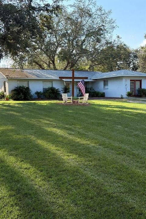 En Venta: $275,000 (4 camas, 2 baños, 1250 Pies cuadrados)