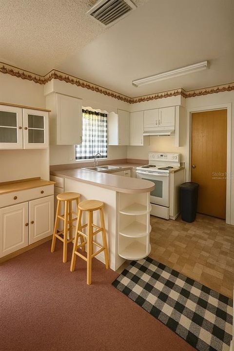 En Venta: $275,000 (4 camas, 2 baños, 1250 Pies cuadrados)