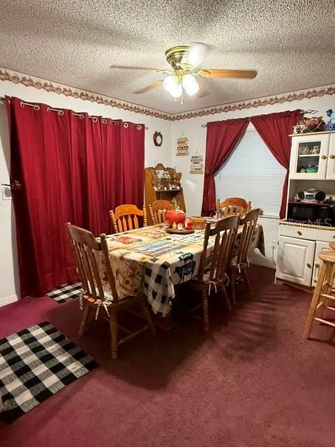 En Venta: $275,000 (4 camas, 2 baños, 1250 Pies cuadrados)