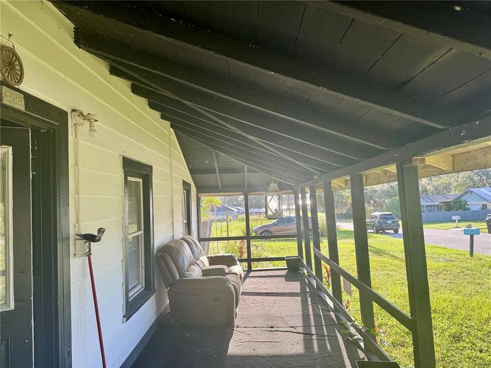 待售: $120,000 (2 贝兹, 1 浴室, 928 平方英尺)