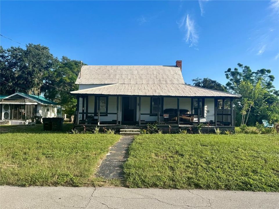 待售: $120,000 (2 贝兹, 1 浴室, 928 平方英尺)