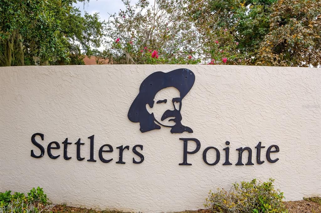 合同活跃: $414,999 (3 贝兹, 2 浴室, 1692 平方英尺)