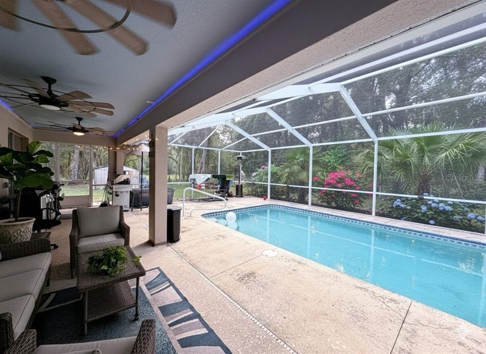 待售: $399,000 (4 贝兹, 2 浴室, 1642 平方英尺)