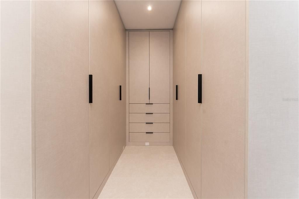 En Venta: $3,690,000 (4 camas, 6 baños, 4665 Pies cuadrados)