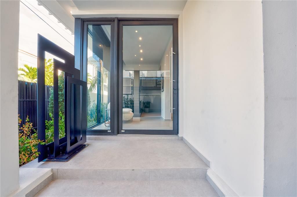 En Venta: $3,690,000 (4 camas, 6 baños, 4665 Pies cuadrados)