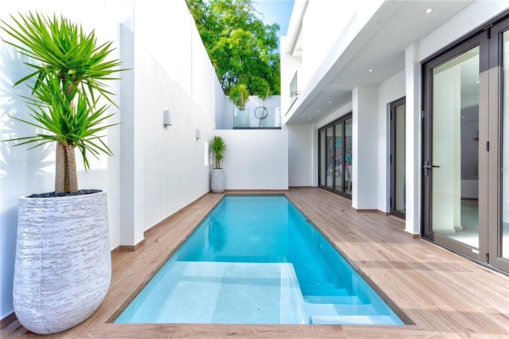 En Venta: $3,690,000 (4 camas, 6 baños, 4665 Pies cuadrados)