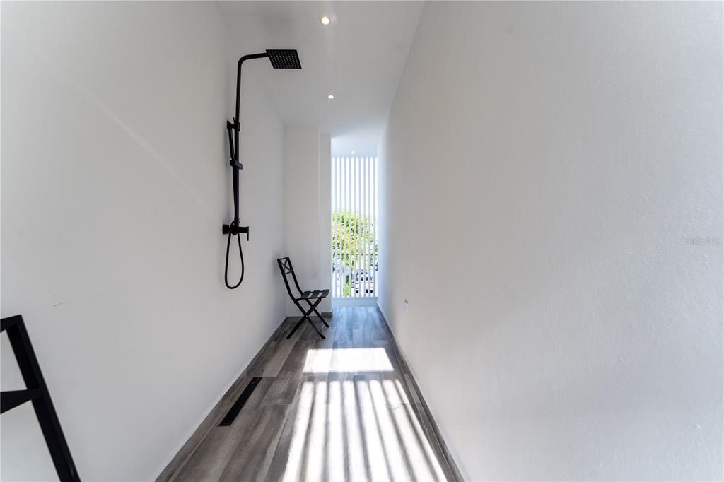 En Venta: $3,690,000 (4 camas, 6 baños, 4665 Pies cuadrados)