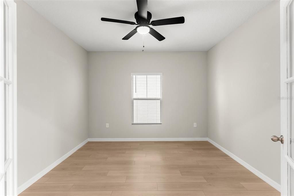 For Rent: $3,200 (5 beds, 3 baths, 2909 Square Feet)