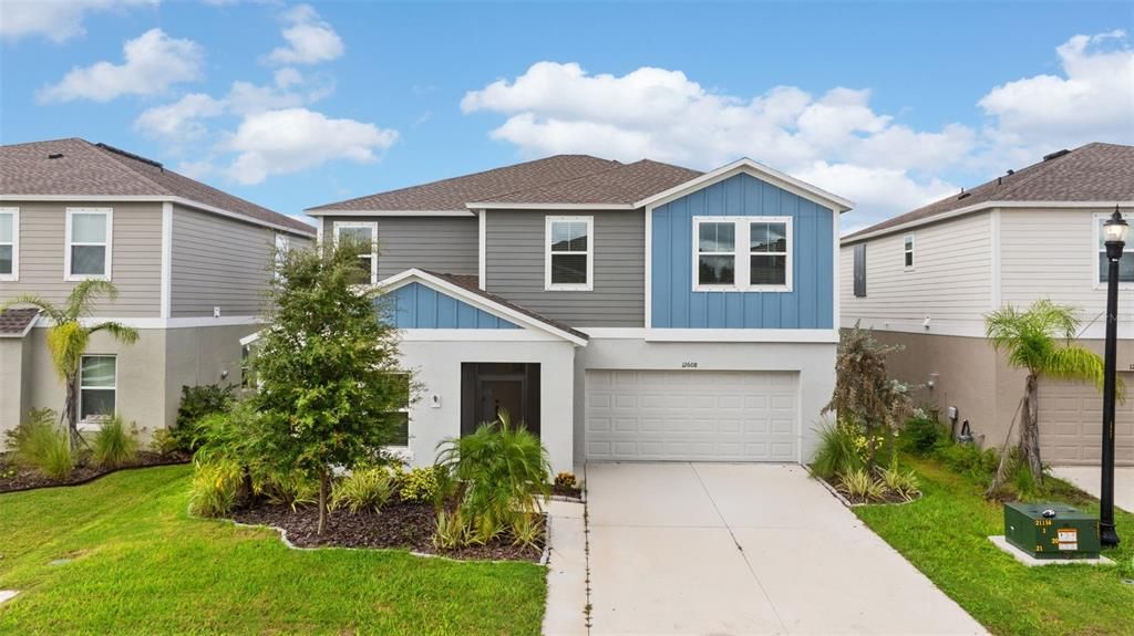 For Rent: $3,200 (5 beds, 3 baths, 2909 Square Feet)