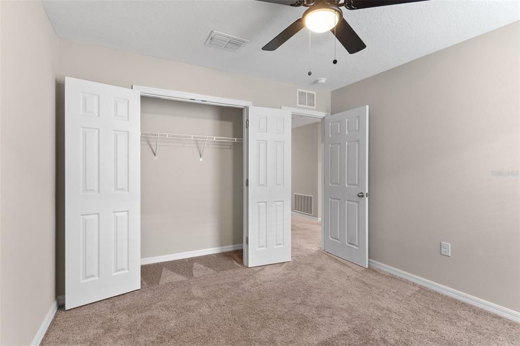 For Rent: $3,200 (5 beds, 3 baths, 2909 Square Feet)