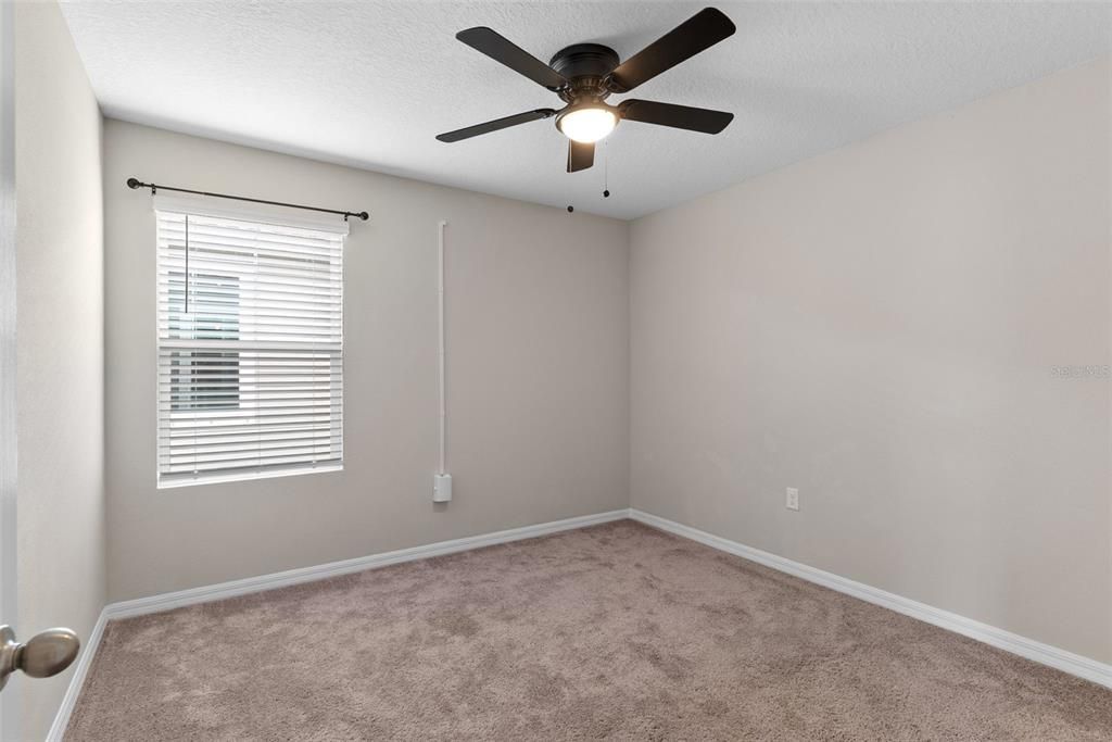 For Rent: $3,200 (5 beds, 3 baths, 2909 Square Feet)