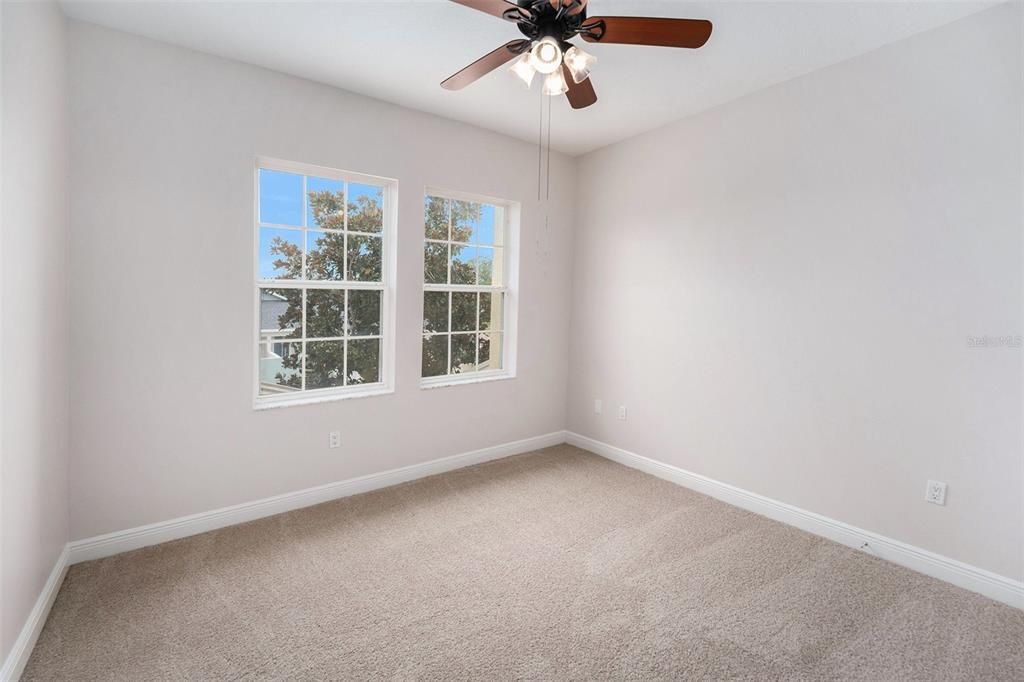 待售: $445,000 (3 贝兹, 2 浴室, 2275 平方英尺)