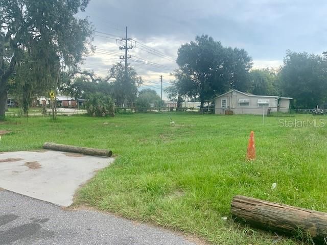 待售: $65,000 (0.18 acres)