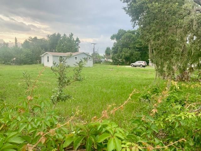 待售: $65,000 (0.18 acres)