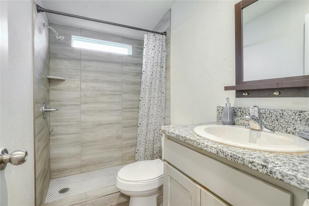 待售: $360,000 (3 贝兹, 3 浴室, 1150 平方英尺)