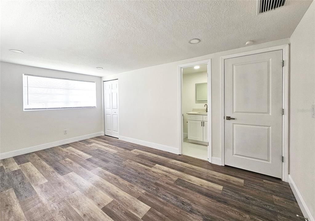 Activo con contrato: $419,900 (3 camas, 2 baños, 1744 Pies cuadrados)