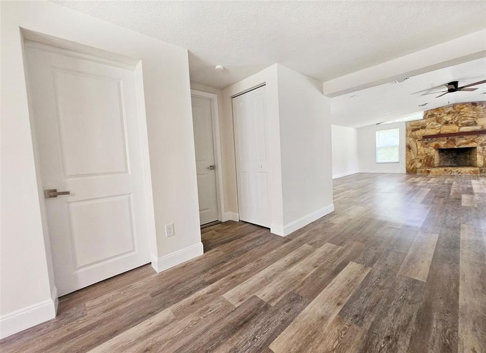 Activo con contrato: $419,900 (3 camas, 2 baños, 1744 Pies cuadrados)