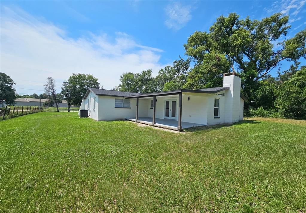 Activo con contrato: $419,900 (3 camas, 2 baños, 1744 Pies cuadrados)