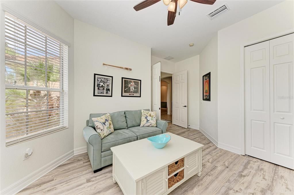 Active With Contract: $925,000 (4 beds, 3 baths, 2901 Square Feet)