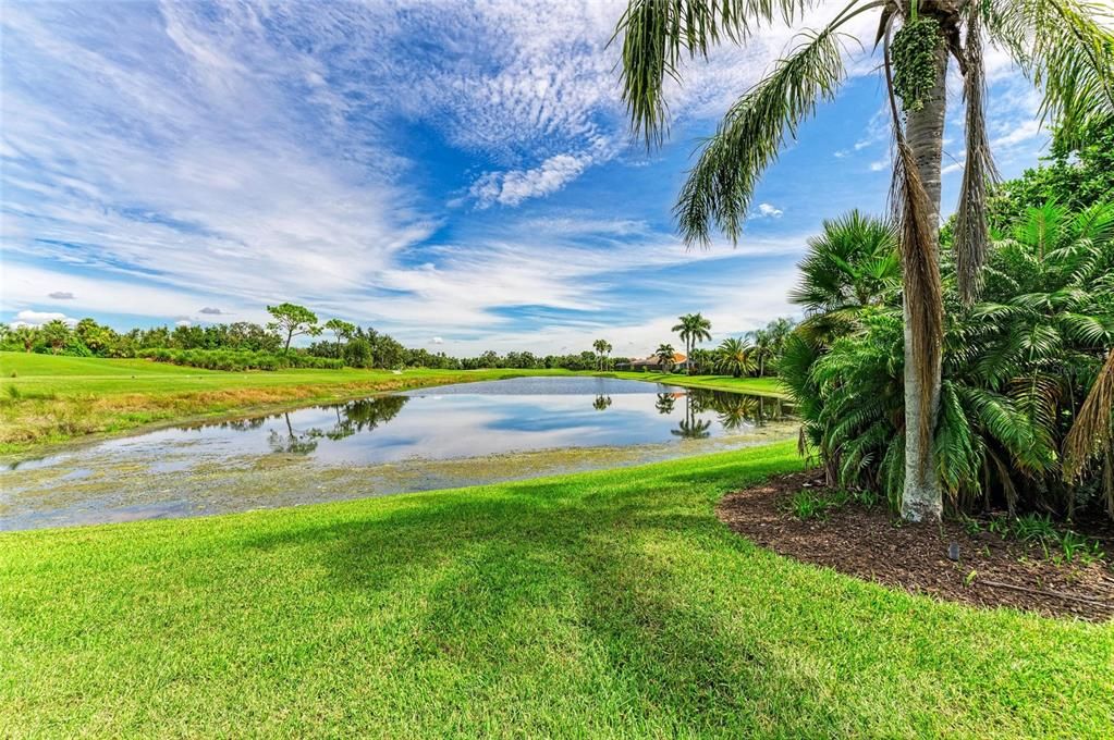 Active With Contract: $925,000 (4 beds, 3 baths, 2901 Square Feet)