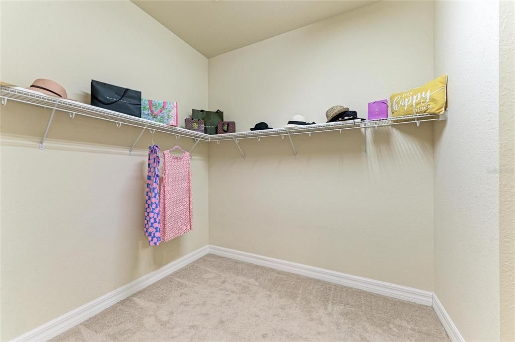 Active With Contract: $925,000 (4 beds, 3 baths, 2901 Square Feet)