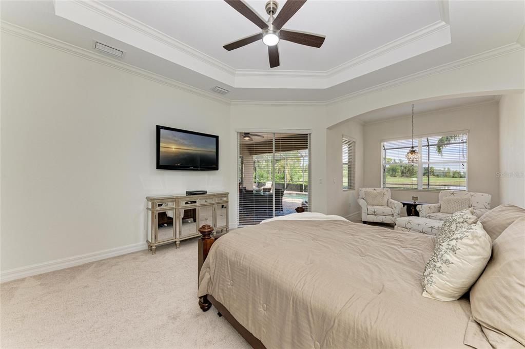 Active With Contract: $925,000 (4 beds, 3 baths, 2901 Square Feet)