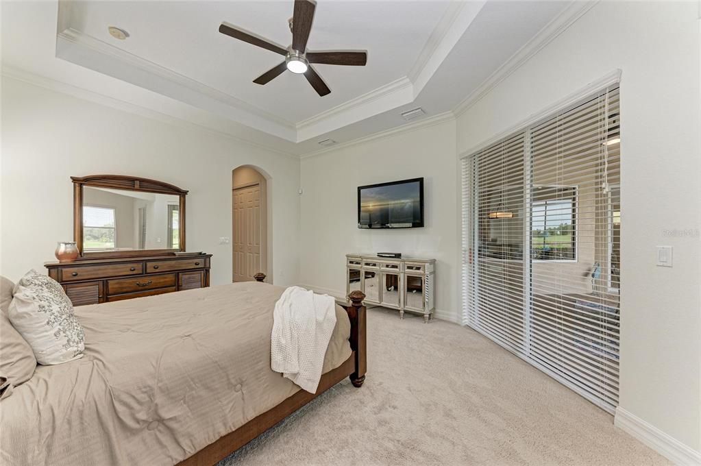 Active With Contract: $925,000 (4 beds, 3 baths, 2901 Square Feet)