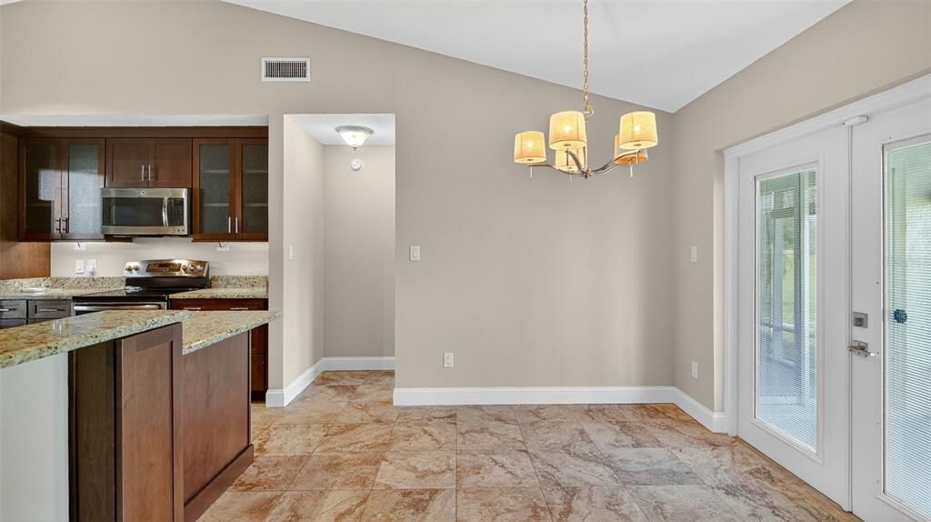 На продажу: $564,900 (3 спален, 2 ванн, 1931 Квадратных фут)