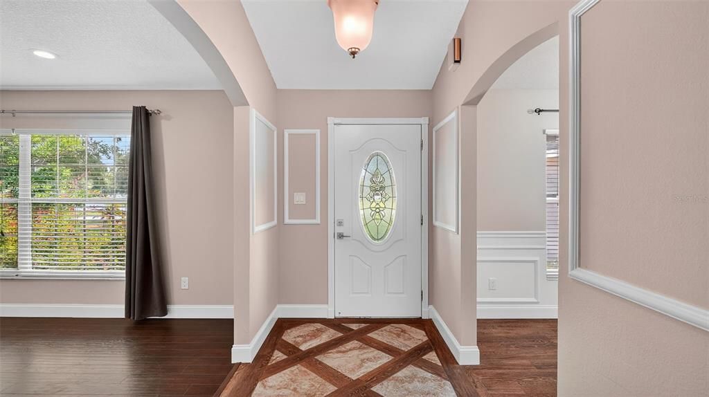 На продажу: $564,900 (3 спален, 2 ванн, 1931 Квадратных фут)