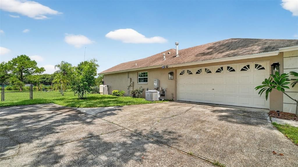 На продажу: $564,900 (3 спален, 2 ванн, 1931 Квадратных фут)