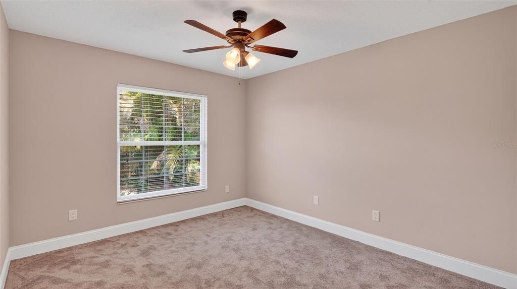 На продажу: $564,900 (3 спален, 2 ванн, 1931 Квадратных фут)